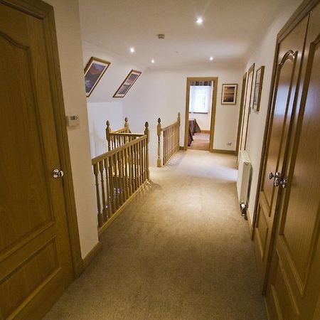 Отель Ardlui Retreat Экстерьер фото